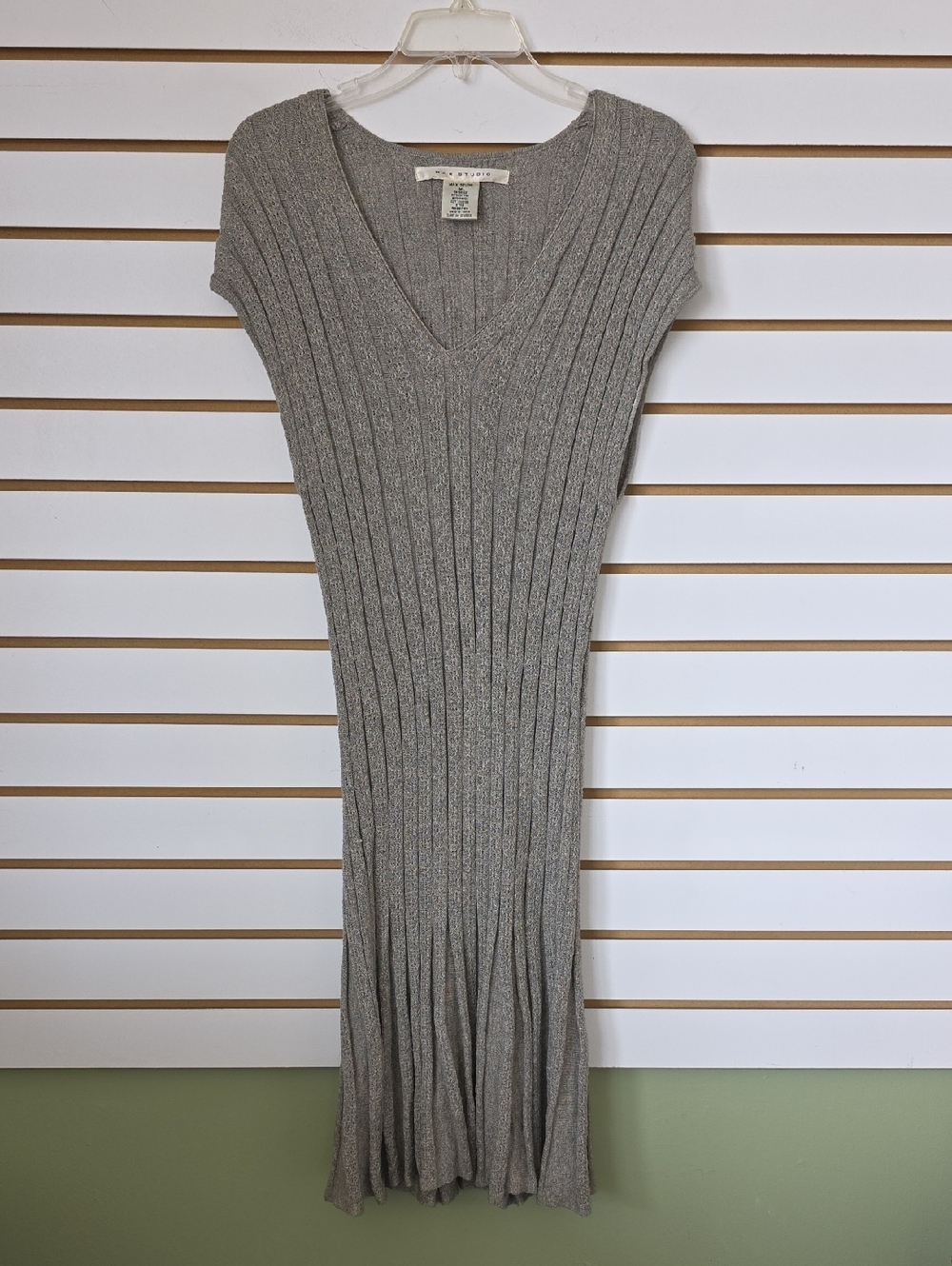 Max Studio Gray Ribbed Knit Midi Dress Med